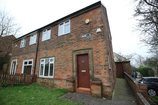 Dowry Street, Oldham, OL8, photo 1