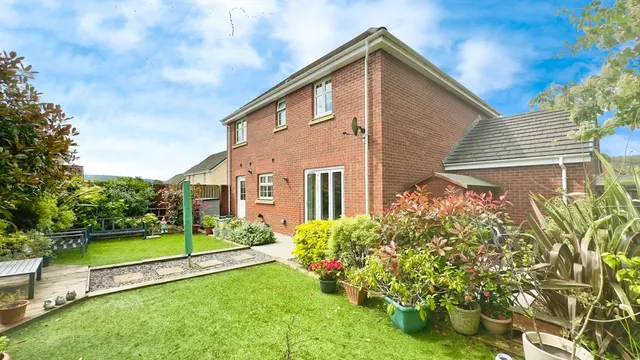 Photo 2 — Alltacham Drive, Pontardawe, Swansea, SA8