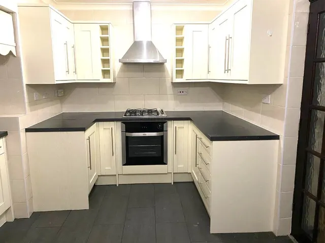 Photo 3 — Knights Manor Way, Dartford, kent, DA1 5SD