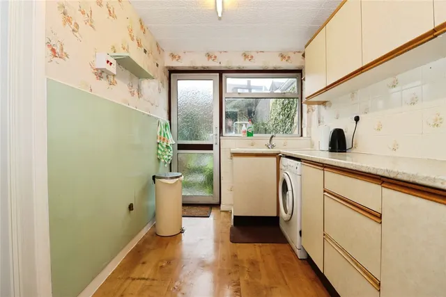 Photo 2 — Crispin Way, Kingswood, Bristol, BS15