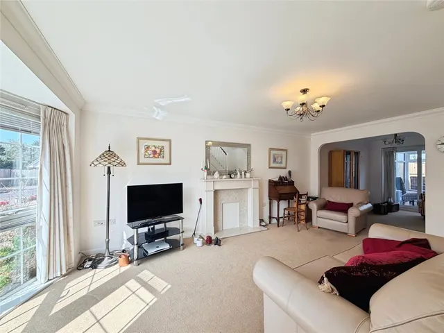 Angmering, BN16, photo 2