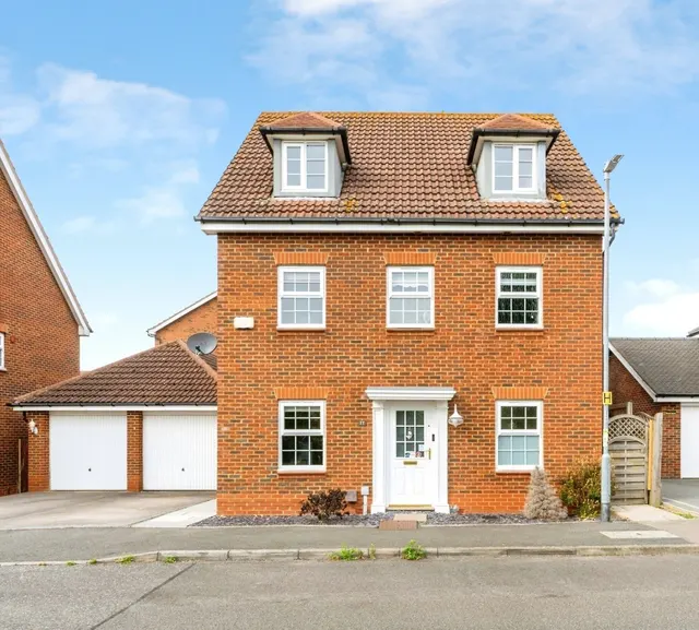 Nicolson Drive, Leighton Buzzard, LU7, photo 1