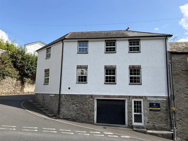 Lostwithiel Street, Fowey, photo 1