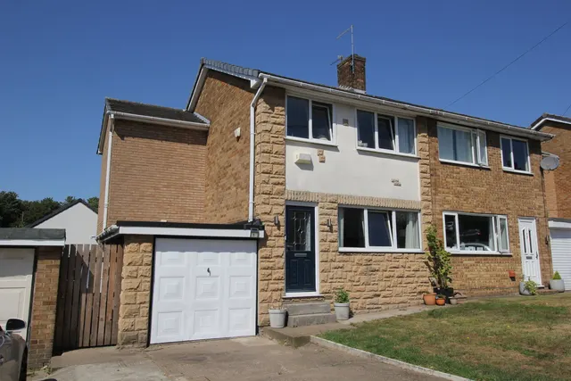 Highland Close, Pontefract, photo 1