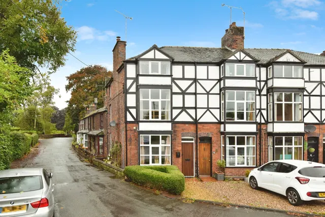 Post Office Square, Madeley, Cheshire, CW3, photo 1