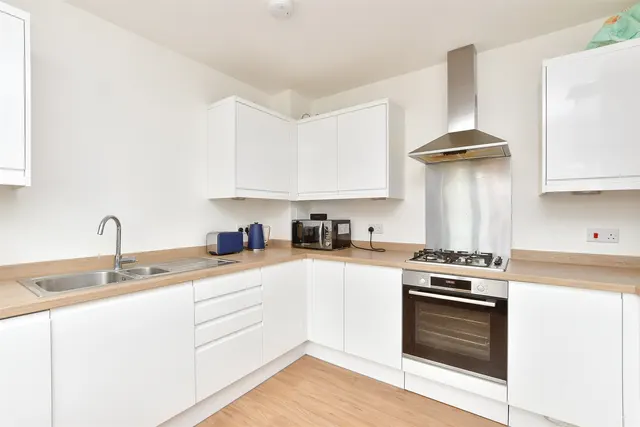 Saxon Way, Cliffsend, CT12, photo 2