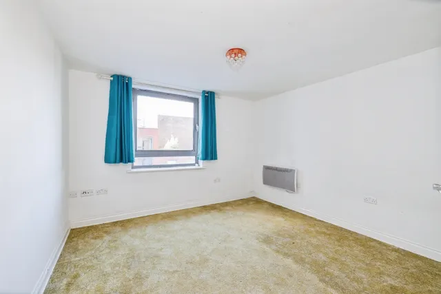 Loates Lane, Watford, WD17, photo 2