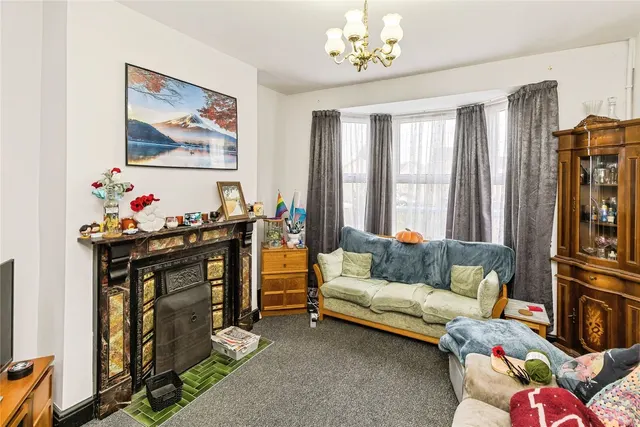 Rhosddu, Wrexham, LL11, photo 2