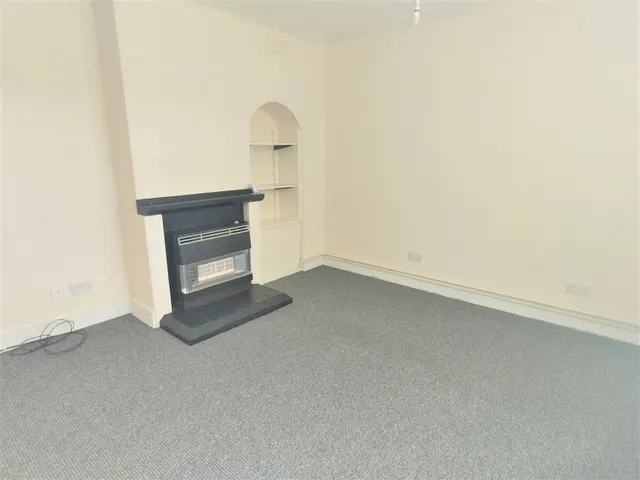 Poplar Close, Honington, IP31, photo 2
