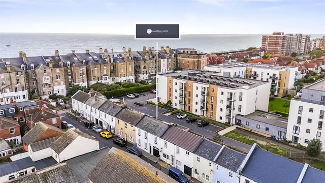 Heene Place, Worthing, photo 2