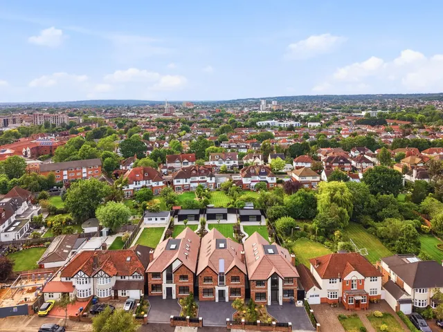 Flambard Road, Harrow, HA1, photo 2