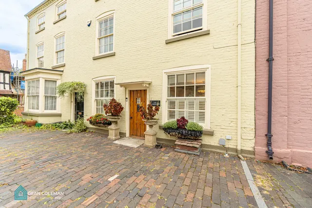 Photo 3 — Church Street, Alcester, B49 5AJ