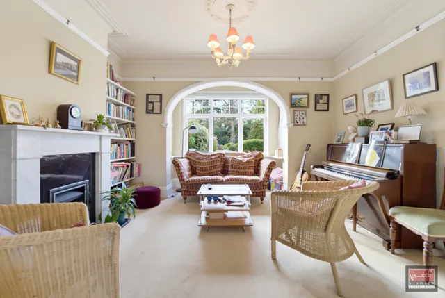 Manor Road, Ashford, TW15, photo 3