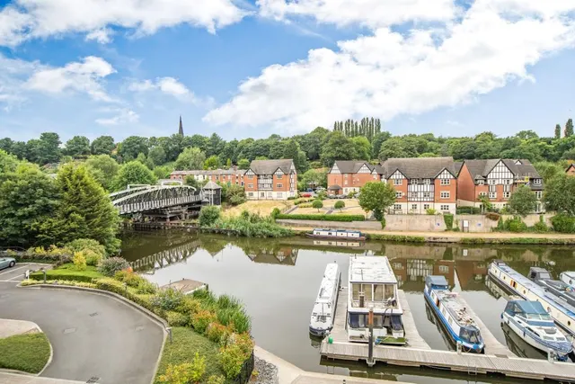 Chester Way, Northwich, CW9, photo 1