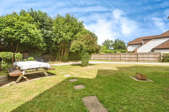 Reades Lane, Reading, RG4, photo 3