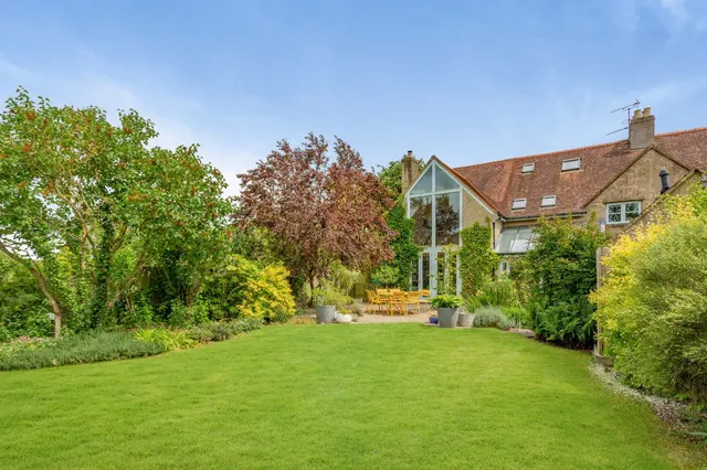 Marston Hill Farm Cottages, Meysey Hampton, GL7, photo 1
