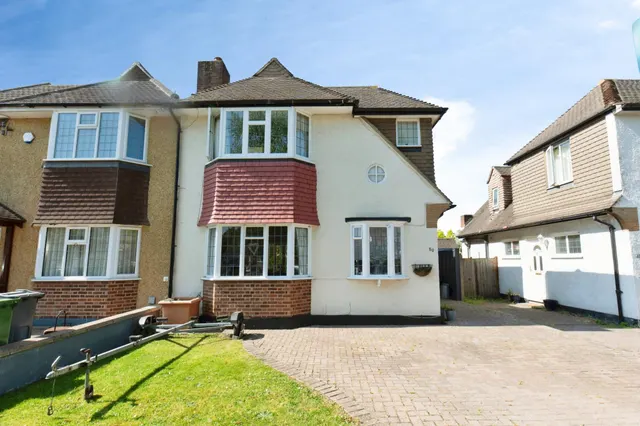 Lawrence Avenue, New Malden, KT3, photo 1