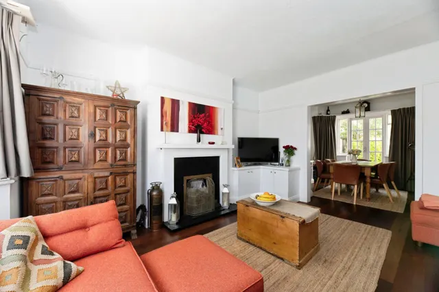 Lawrence Avenue, New Malden, KT3, photo 3