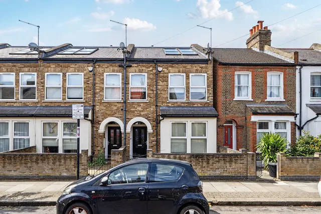Photo 2 — Carlwell Street, Tooting, London, SW17