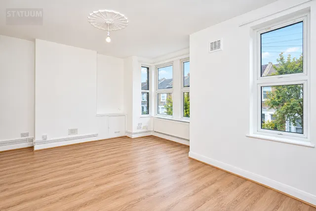 Keogh Road, Stratford, E15, photo 3
