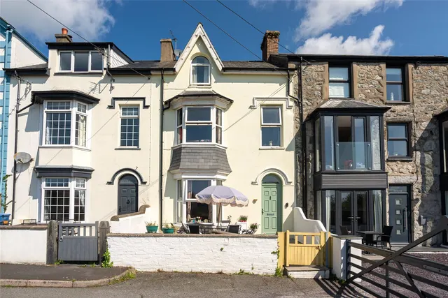 Cambrian Terrace, Criccieth, photo 2