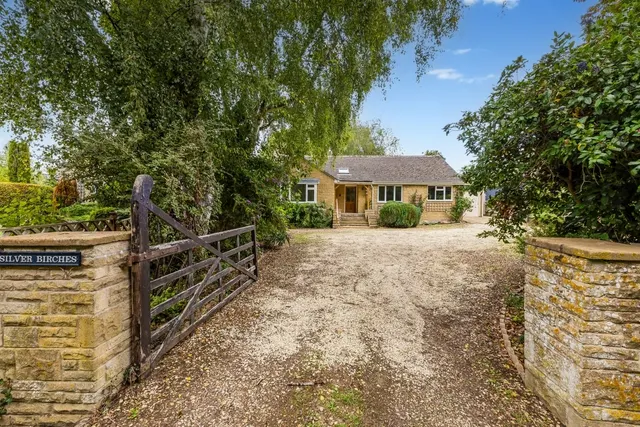 Photo 2 — Church Road Chadlington OX7