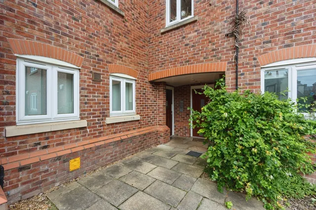 Photo 2 — Bridgewater Street, Sale, Greater Manchester, M33