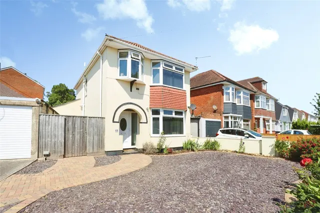 Guest Avenue, Branksome, BH12, photo 1