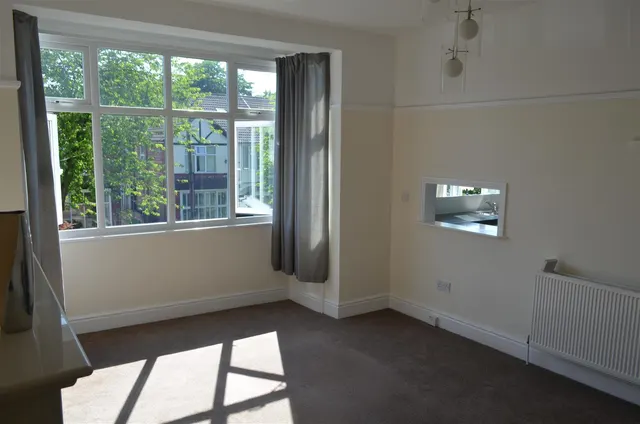 Rowan Avenue, Manchester, M16, photo 2