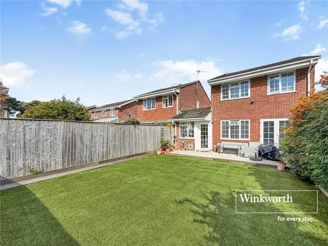Mountbatten Drive, Ferndown, Dorset, BH22, photo 1