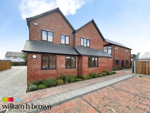 Rayne Road, BRAINTREE, photo 1