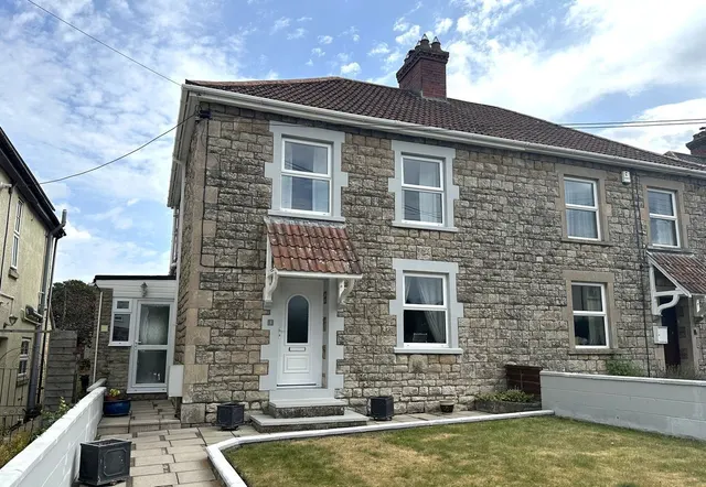 Collett Avenue, Shepton Mallet, BA4, photo 1