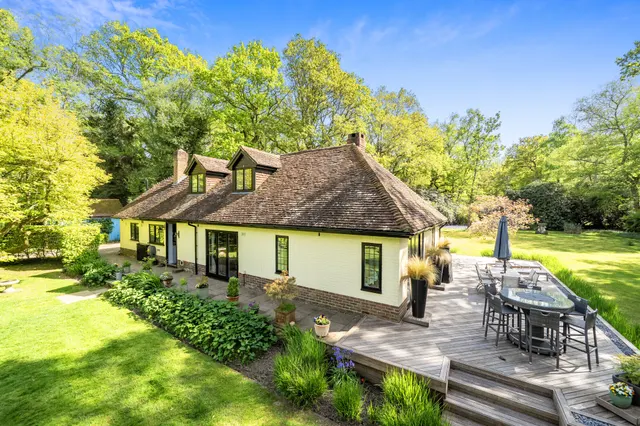 Ewood Lane, Dorking, RH5, photo 1