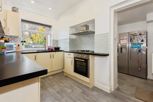 Photo 3 — Hawthorn Croft, Oldbury