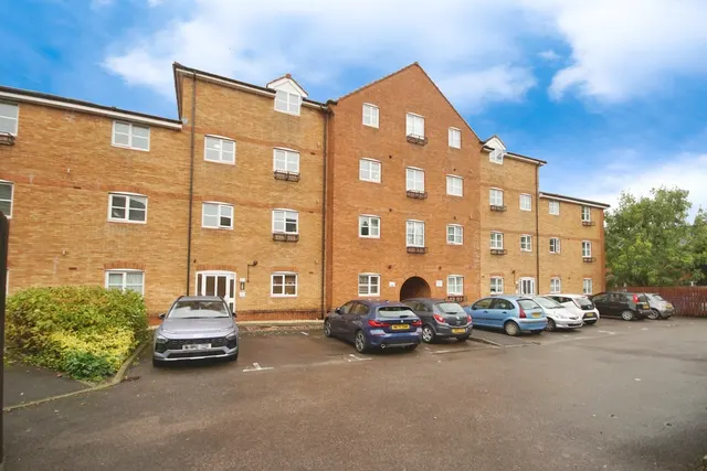 Snowberry Close, Bradley Stoke, Bristol, BS32, photo 1