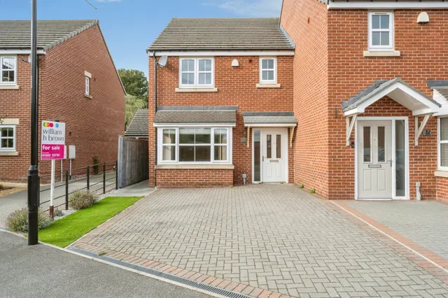 Blakewood Drive, Blaxton, DN9, photo 1