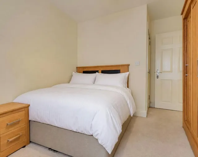 Gladeside, Cambridge, CB4, photo 3