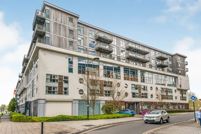Beckhampton Street, Swindon, SN1, photo 3