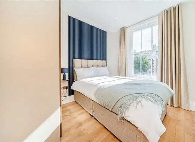 Old Brompton Road, South Kensington, SW5, photo 3