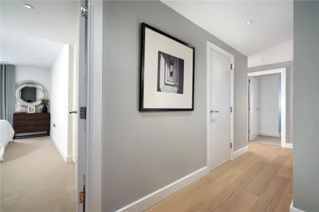 Caversham Road, Colindale, NW9, photo 2