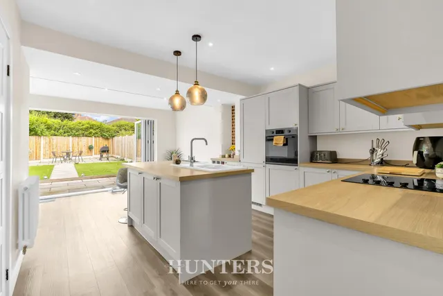 Scholes Drive, Moston, M40, photo 3