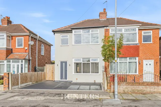 Scholes Drive, Moston, M40, photo 1