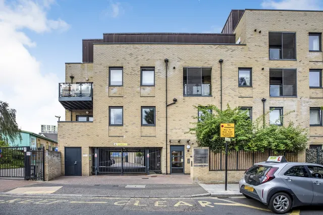 Commerell Street, London, SE10, photo 1