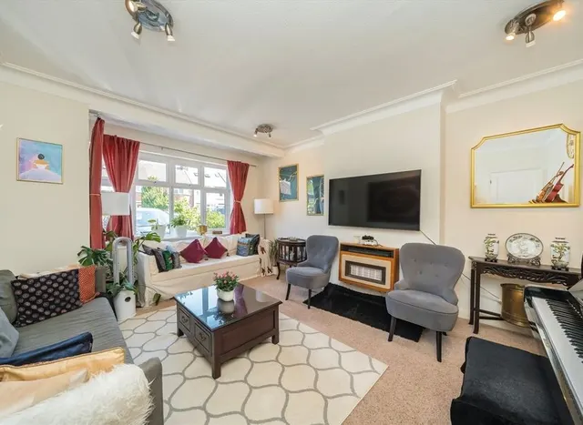 Photo 3 — Springfield Avenue, Raynes Park, SW20