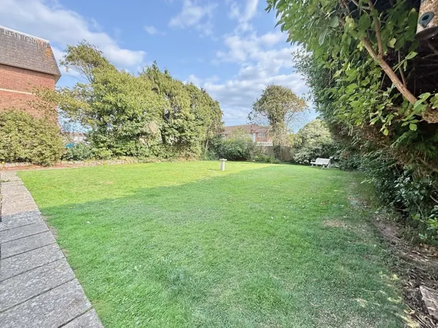 Collington Avenue, Bexhill on Sea, photo 3