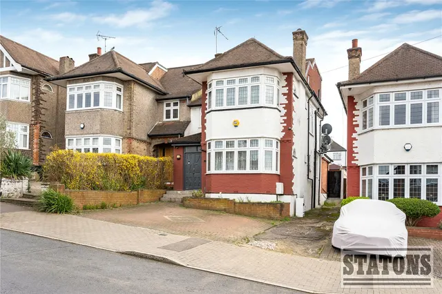 Oakdale, London, N14 5RG, photo 1