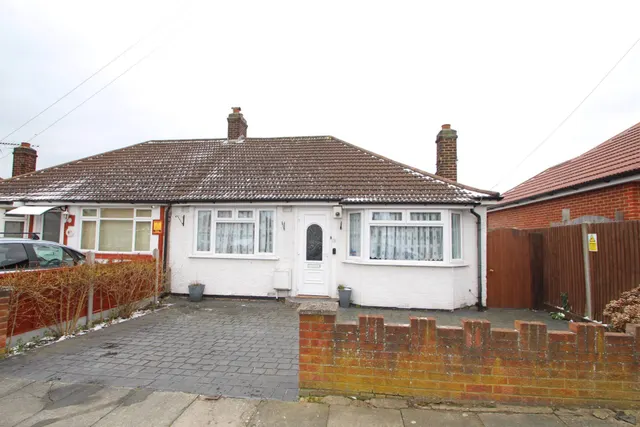 Westbourne Road, Bexleyheath, photo 1
