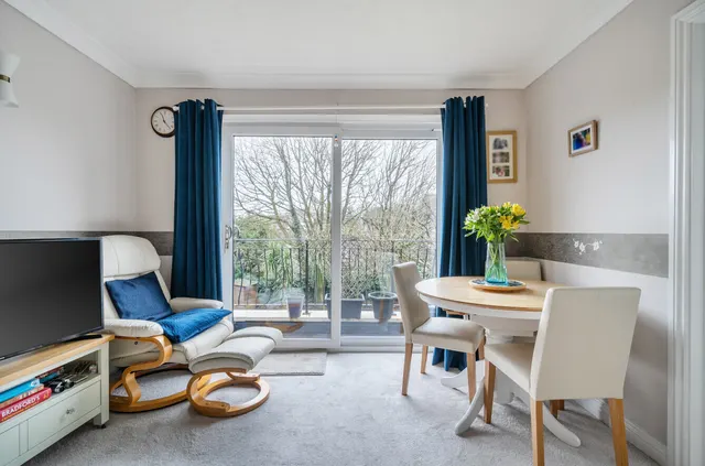 Southfield Avenue, Preston, Paignton, Devon, TQ3