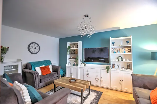 Dobson Close, Rowlands Gill, NE39, photo 3