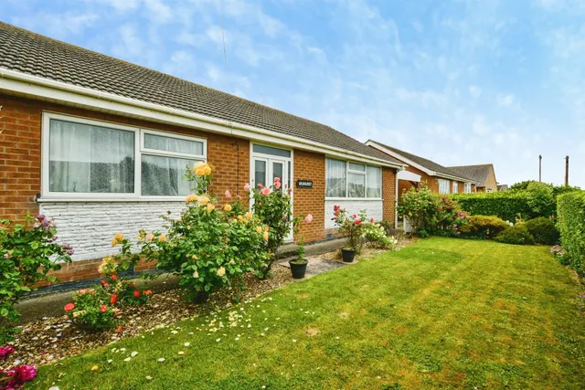 Broadway, Sutton-On-Sea, Mablethorpe, photo 1